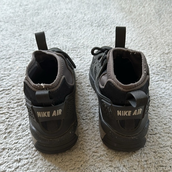 Nike ACG - Picture 3 of 5
